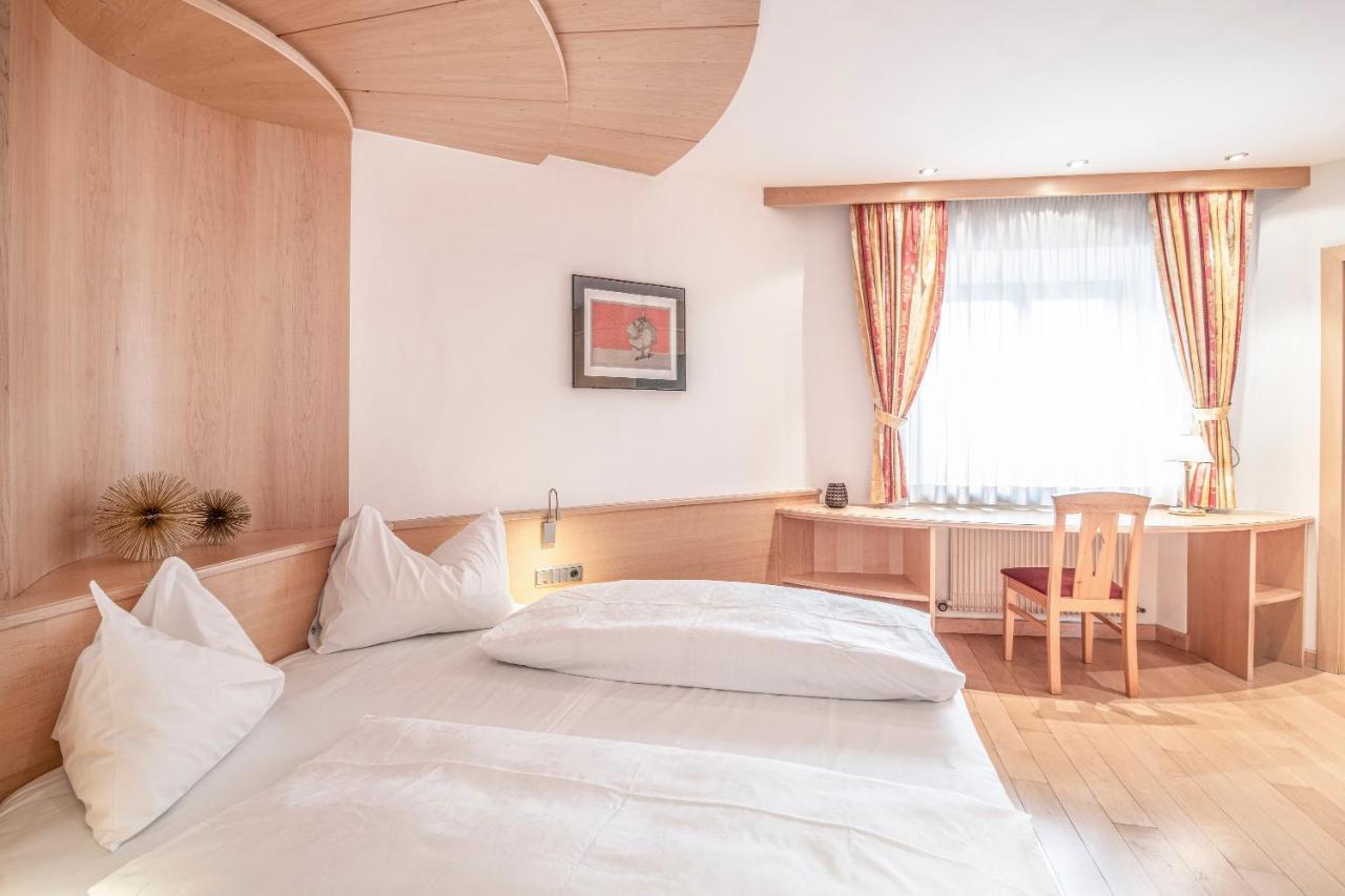 Hotel Lamm Vipiteno Esterno foto