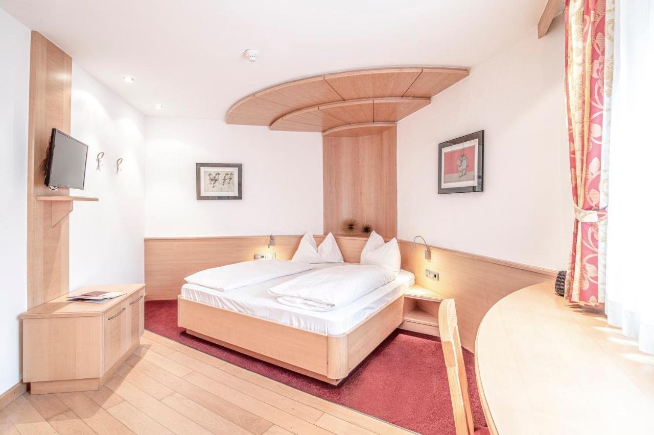 Hotel Lamm Vipiteno Esterno foto